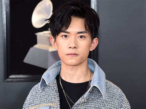 Ünlü Çinli Oyuncu Jackson Yee'nin Yıldız Tozu Filmi İle Bağlantılı Olarak Patlak Veren Uyuşturucu İddiaları! Şok Eden Bir İtiraf Mı?